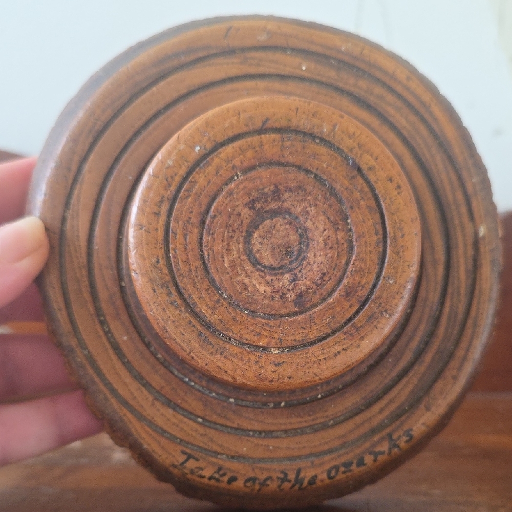 Rustic Wooden Display Stand - Picture 3 of 3